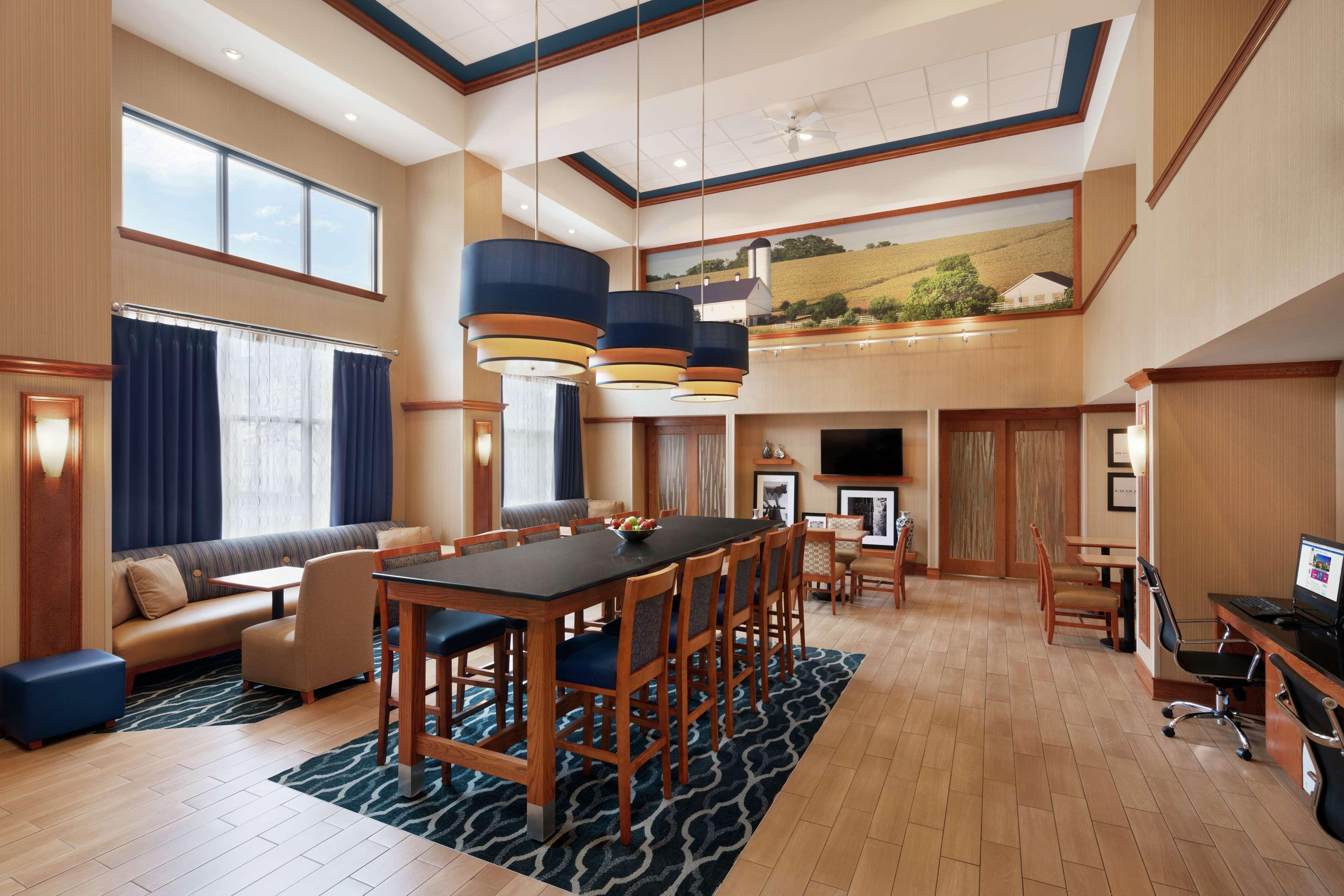 Hampton Inn & Suites Ephrata - Mountain Springs Екстер'єр фото