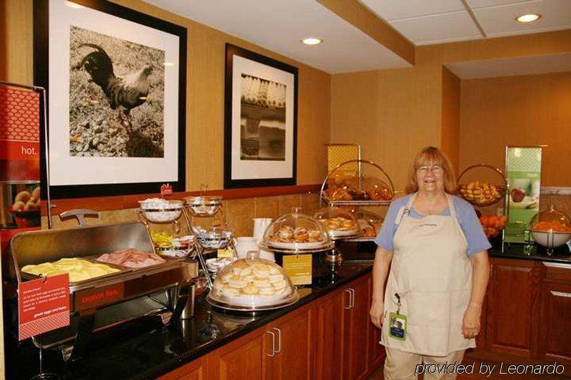 Hampton Inn & Suites Ephrata - Mountain Springs Ресторан фото