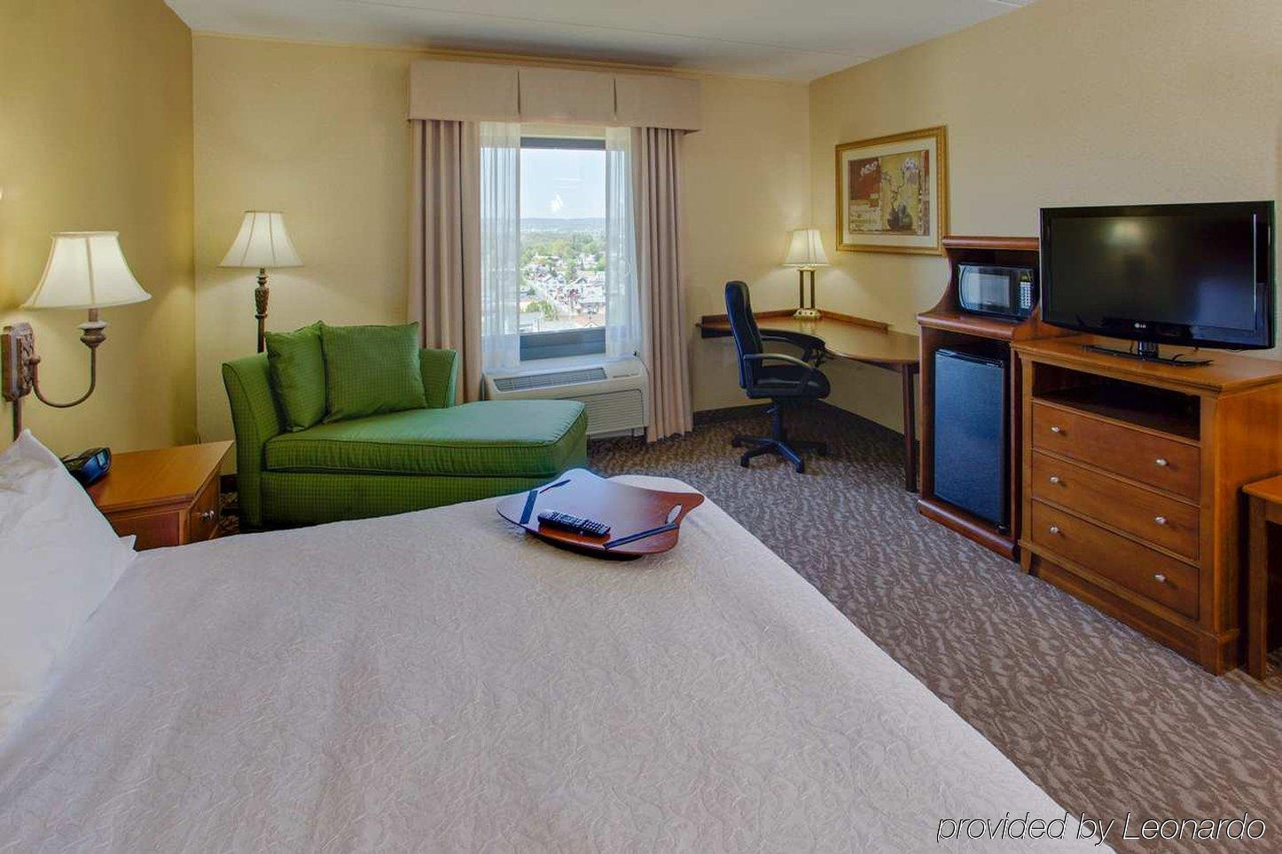 Hampton Inn & Suites Ephrata - Mountain Springs Екстер'єр фото