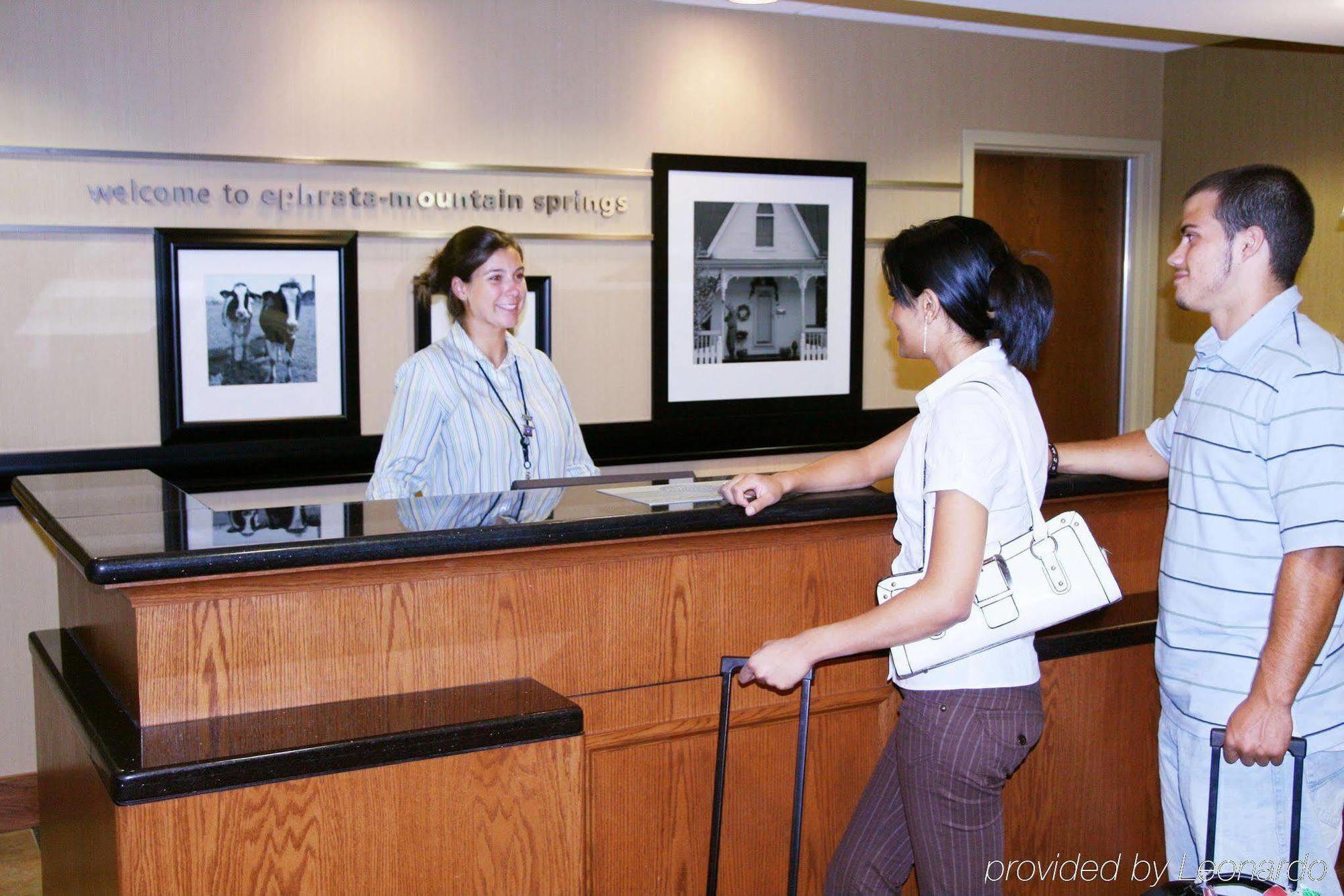 Hampton Inn & Suites Ephrata - Mountain Springs Інтер'єр фото